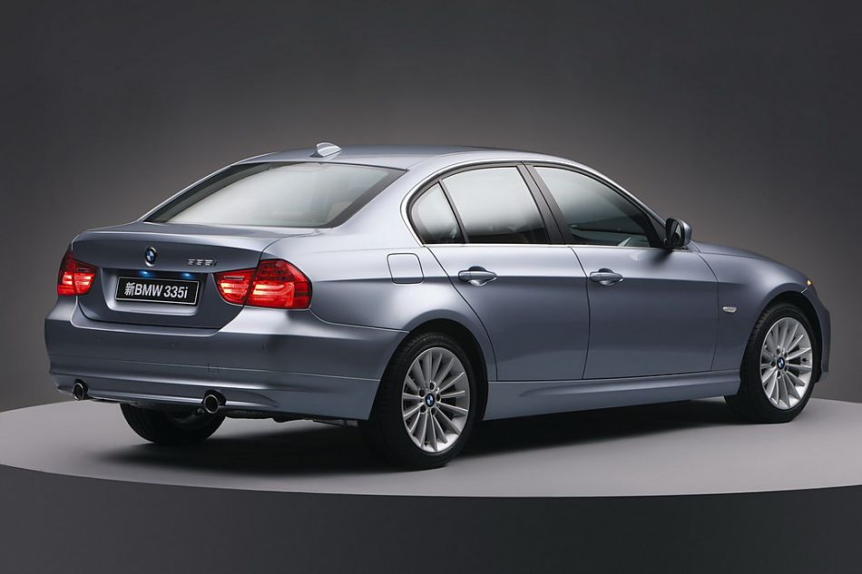 全新宝马335i外观