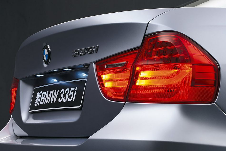 全新宝马335i外观
