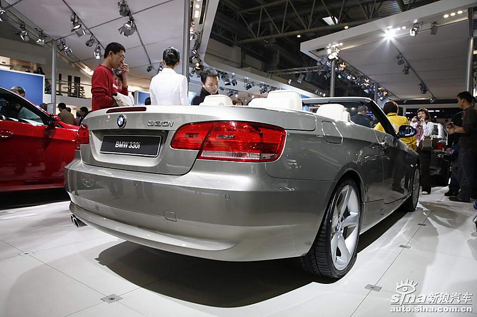 宝马330i