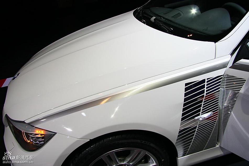 华晨宝马325i isports限量版