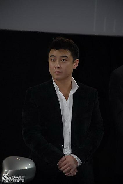 全新宝马3系上市实拍