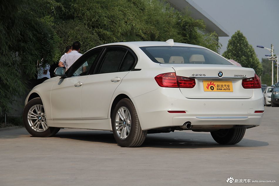 2013款宝马3系到店实拍