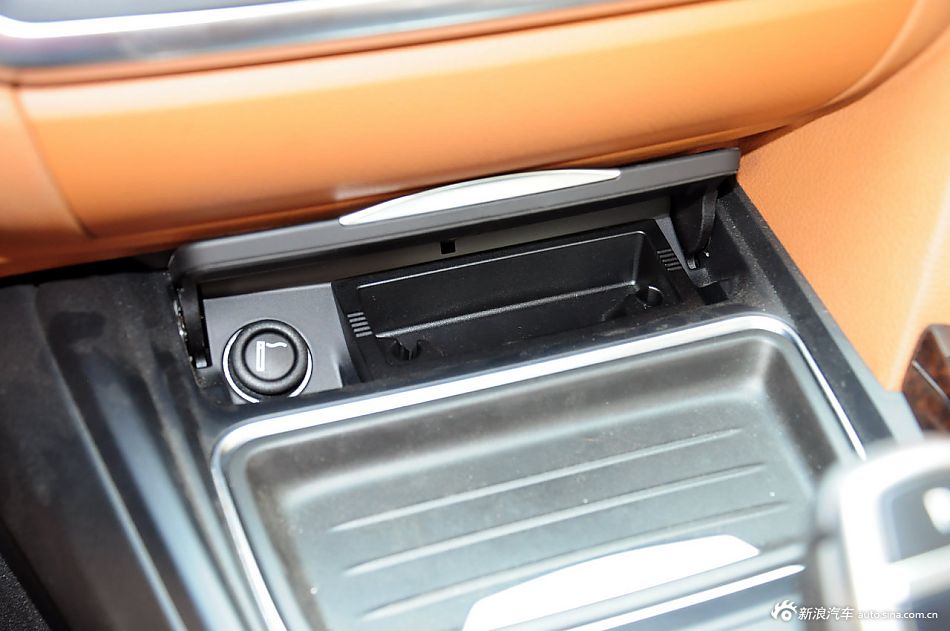 2013款宝马3系长轴距版实拍