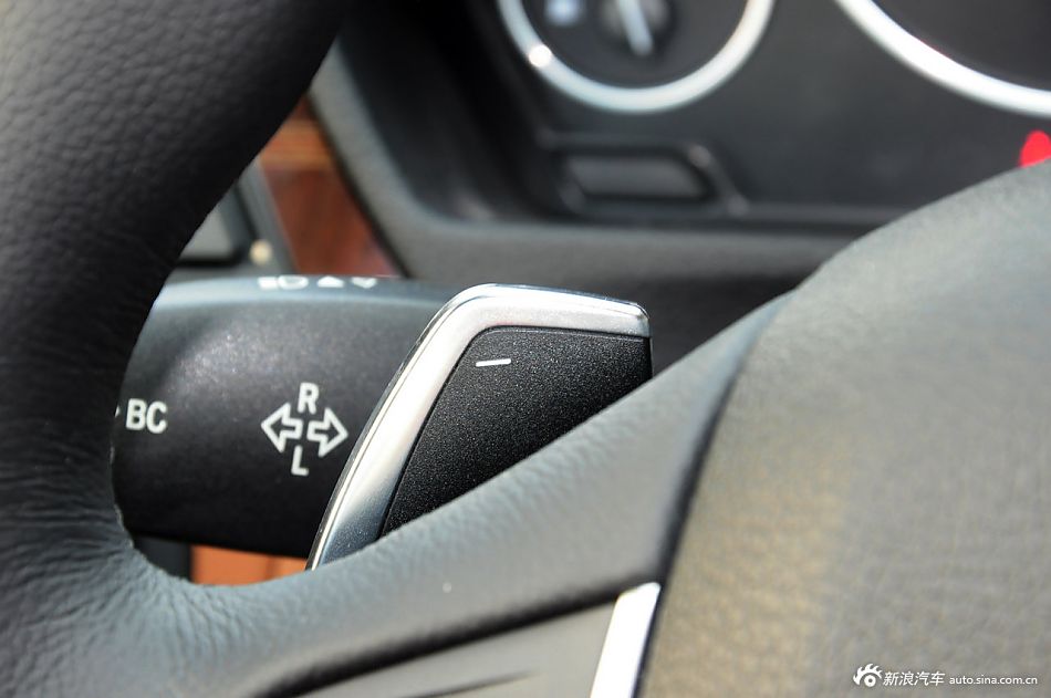 2013款宝马3系长轴距版实拍