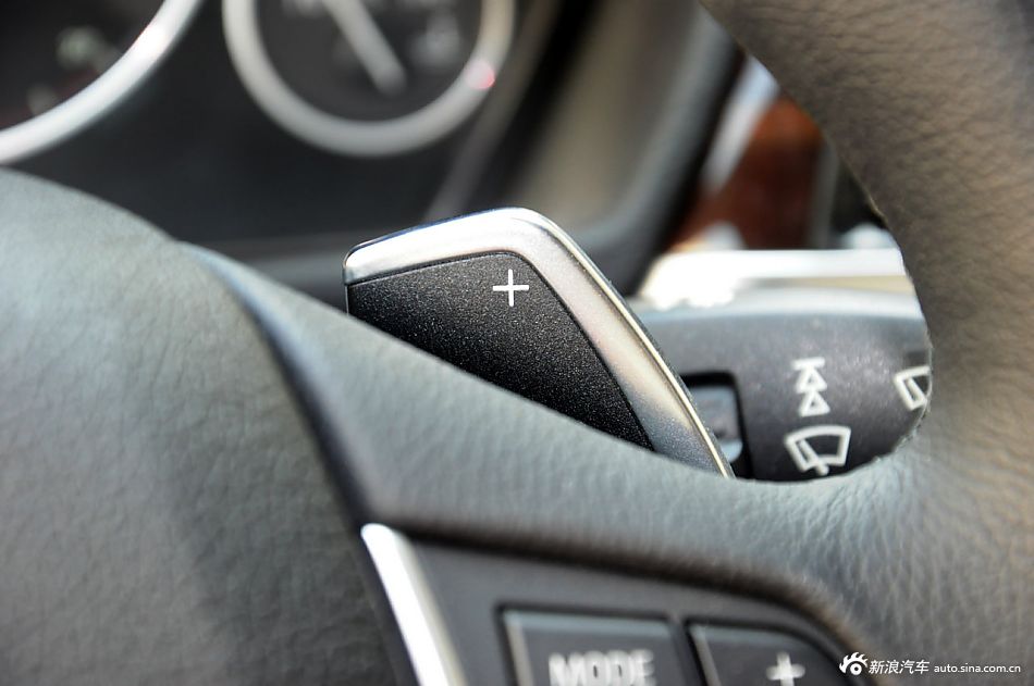 2013款宝马3系长轴距版实拍