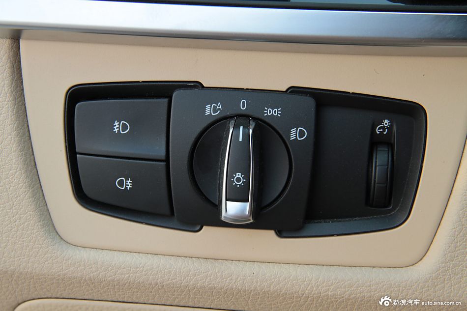 2013款宝马3系到店实拍