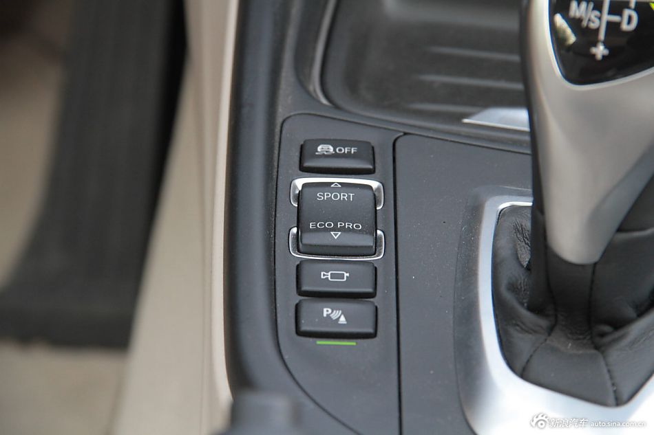 2013款宝马3系到店实拍