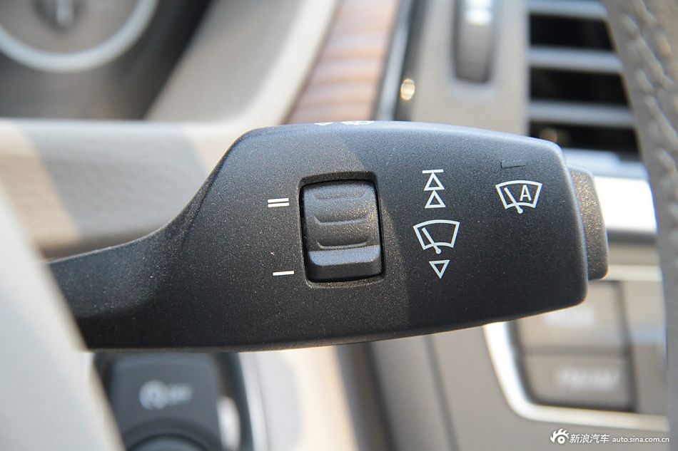 2013款宝马3系到店实拍