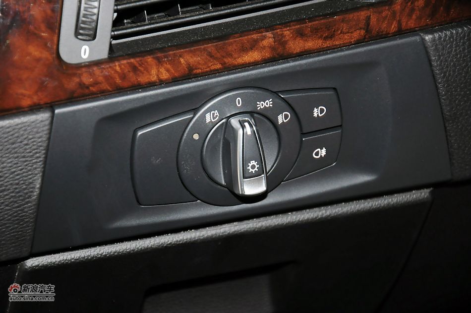 2012款宝马3系实拍