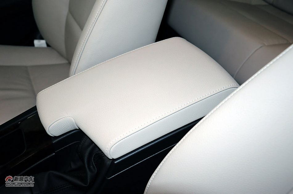 2012款宝马3系实拍