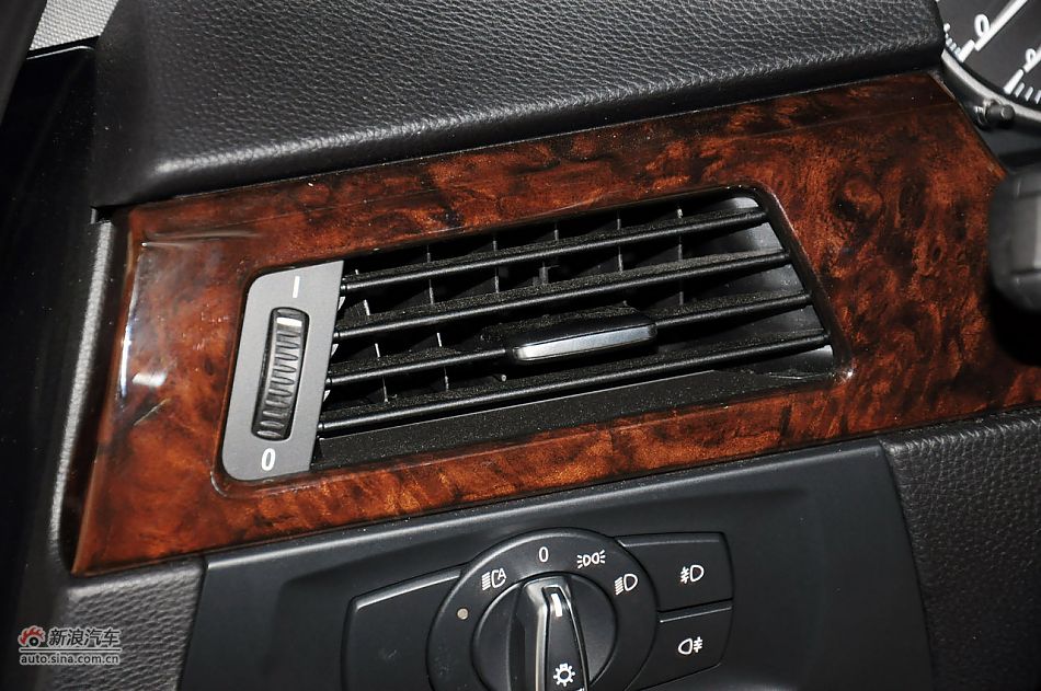 2012款宝马3系实拍