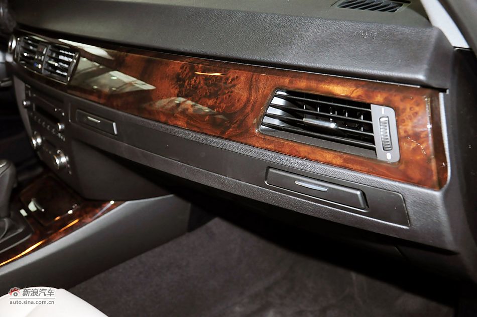 2012款宝马3系实拍