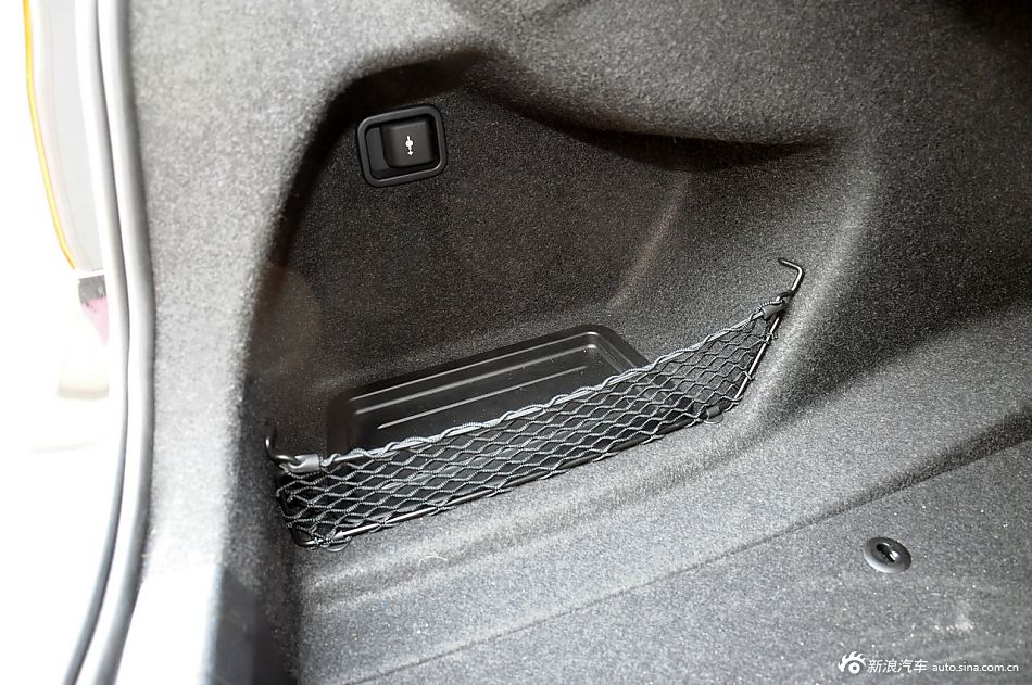 2013款宝马3系长轴距版实拍