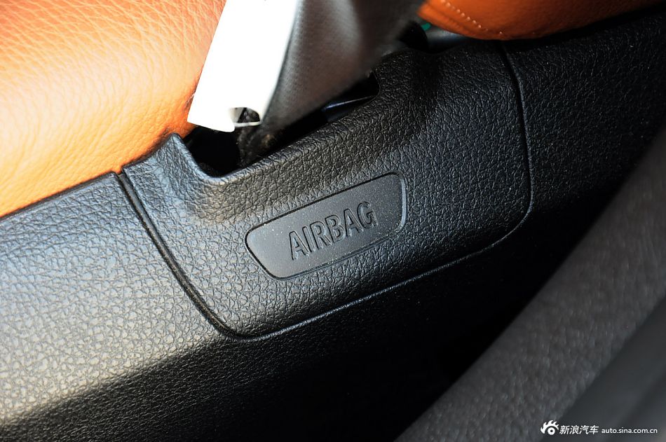 2013款宝马3系长轴距版实拍