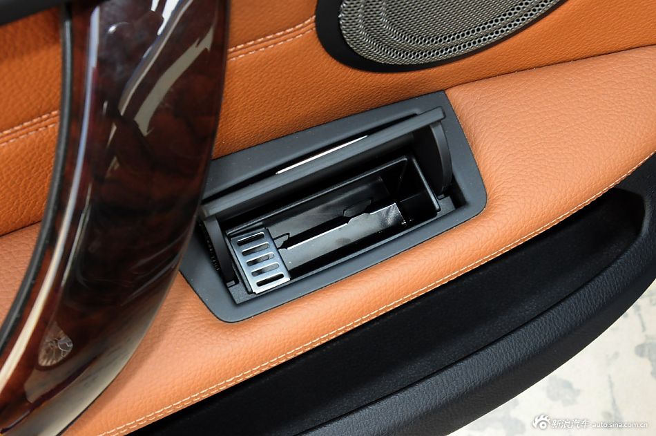 2013款宝马3系长轴距版实拍