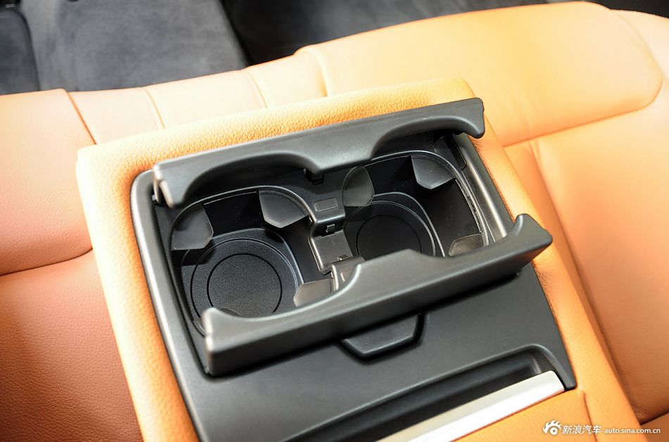 2013款宝马3系长轴距版实拍