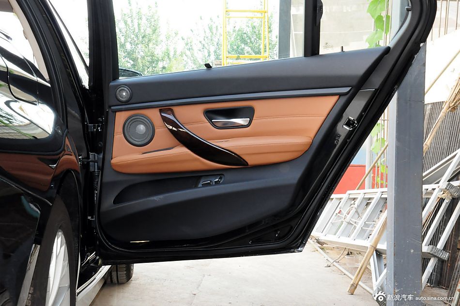 2013款宝马3系长轴距版实拍