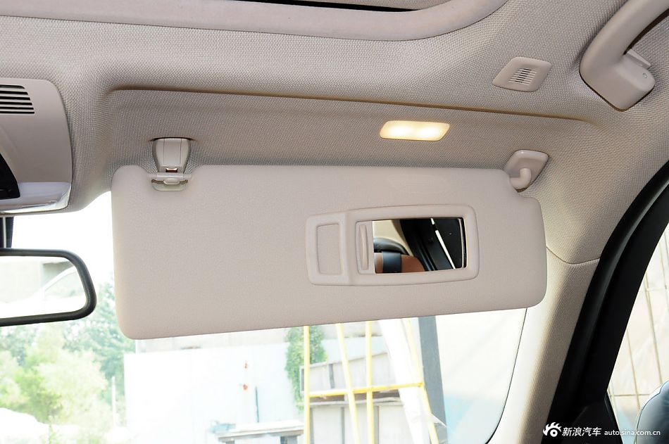 2013款宝马3系长轴距版实拍