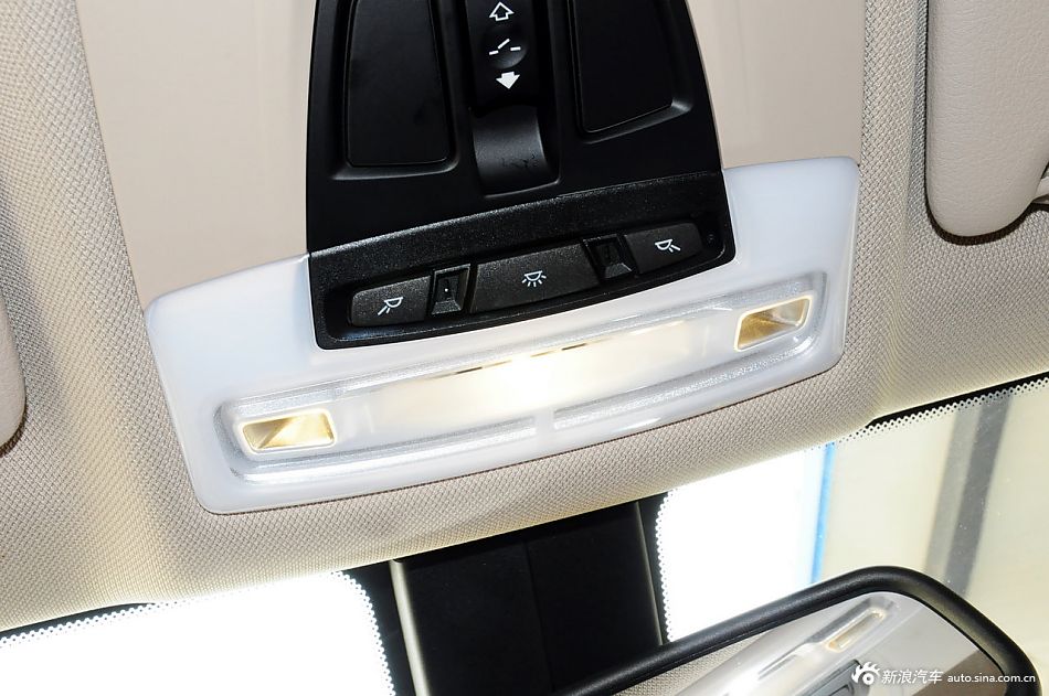 2013款宝马3系长轴距版实拍