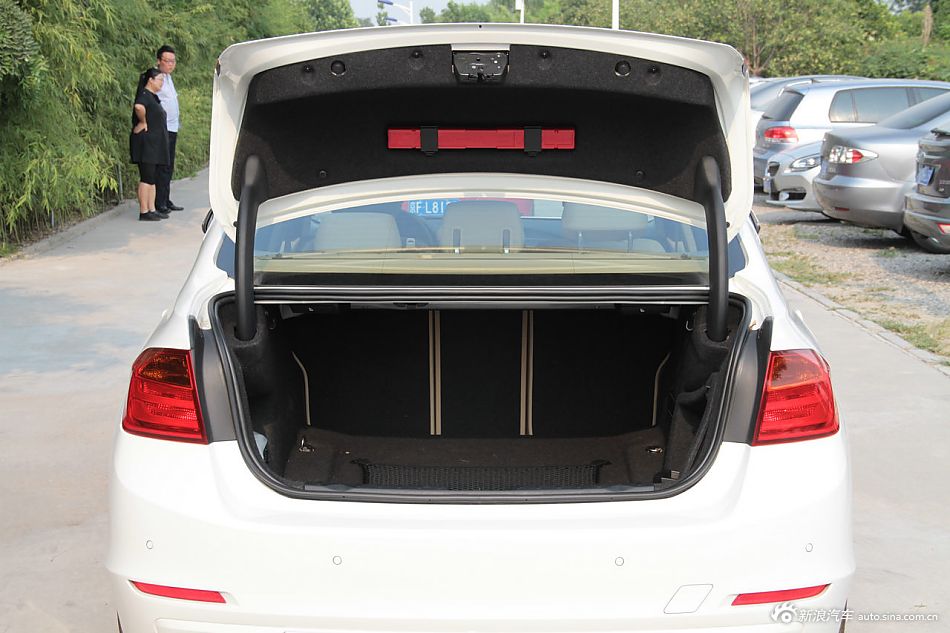 2013款宝马3系到店实拍