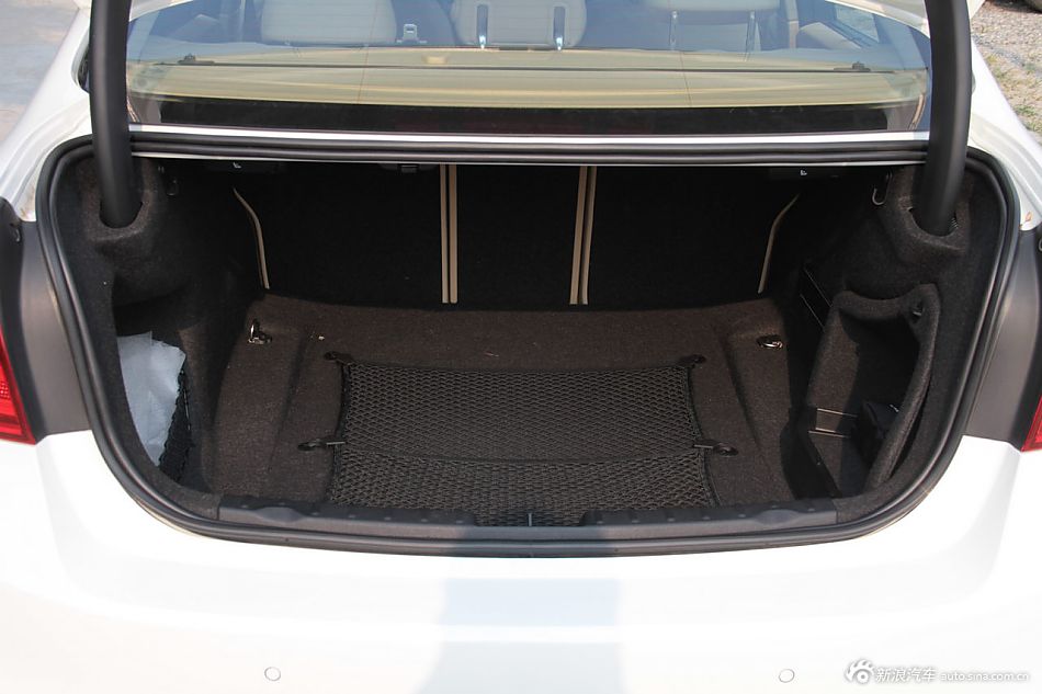 2013款宝马3系到店实拍