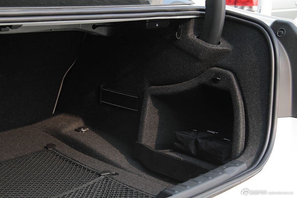 2013款宝马3系到店实拍