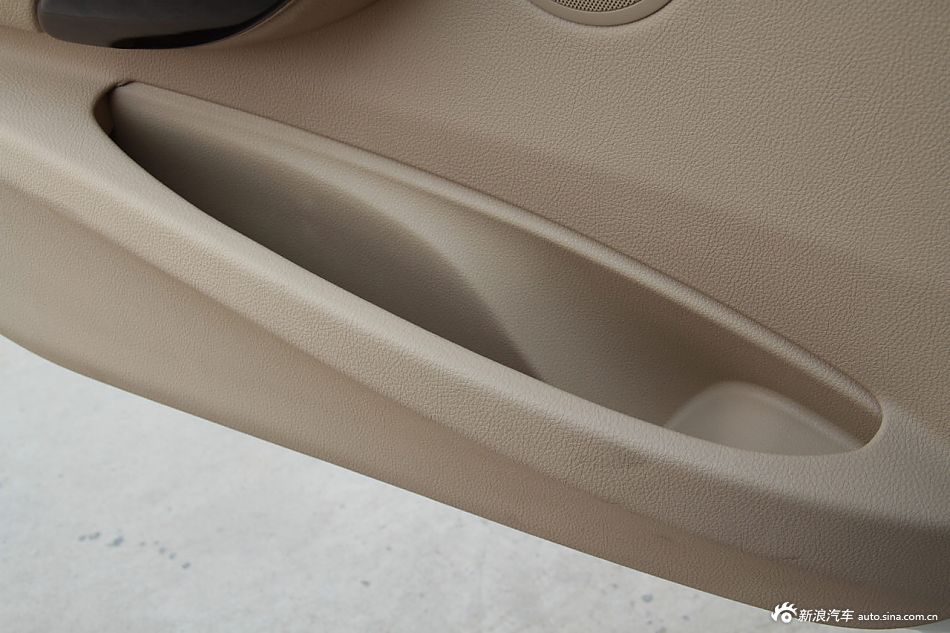 2013款宝马3系到店实拍