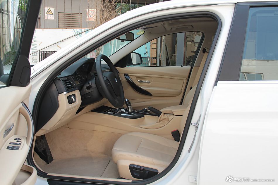 2013款宝马3系到店实拍