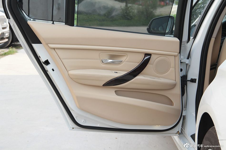 2013款宝马3系到店实拍