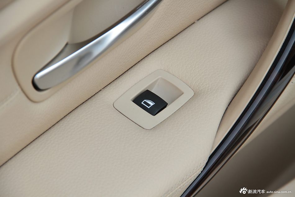 2013款宝马3系到店实拍