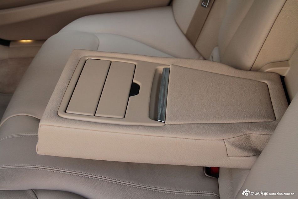 2013款宝马3系到店实拍