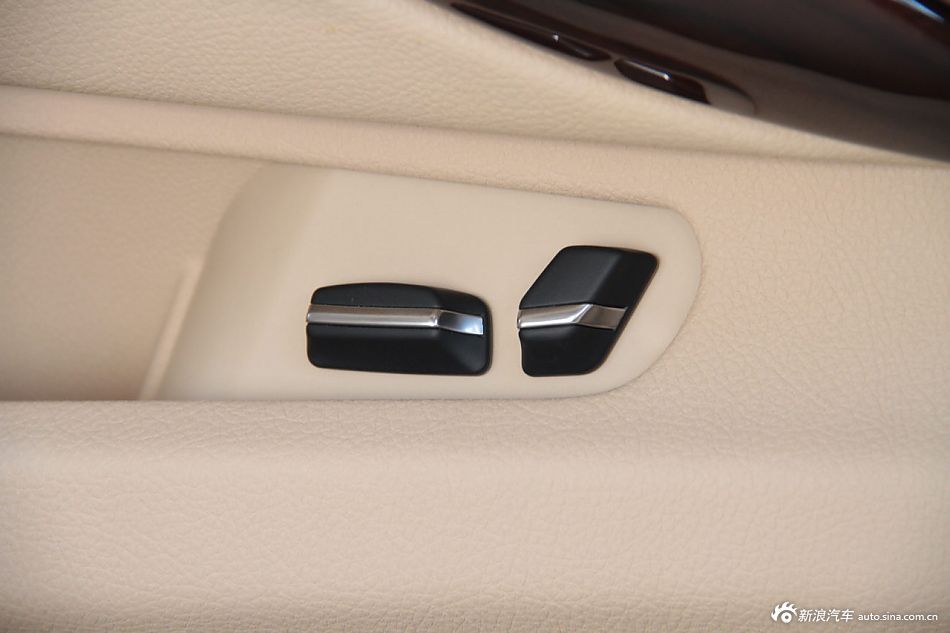 2013款宝马3系到店实拍