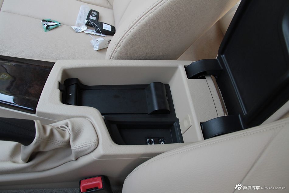 2013款宝马3系到店实拍