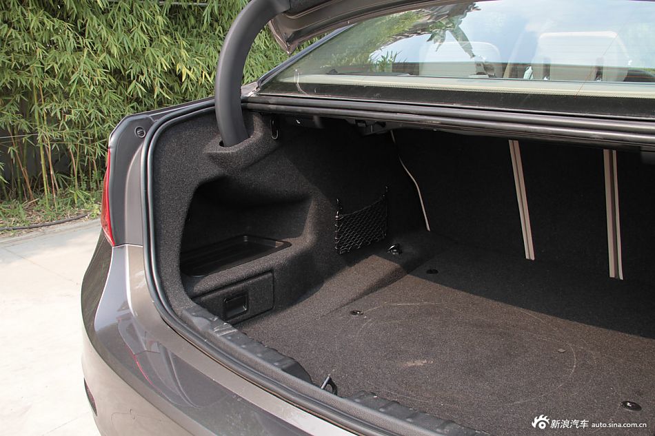 2013款宝马3系到店实拍