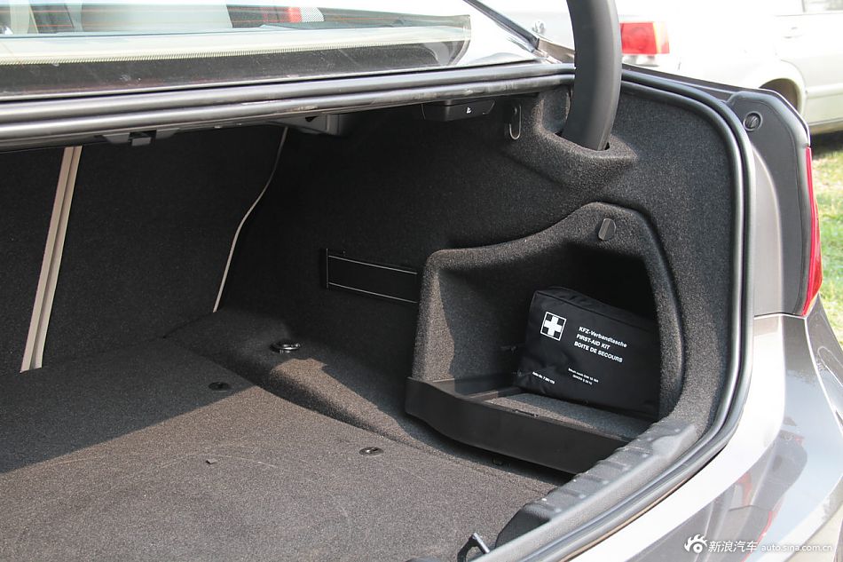 2013款宝马3系到店实拍