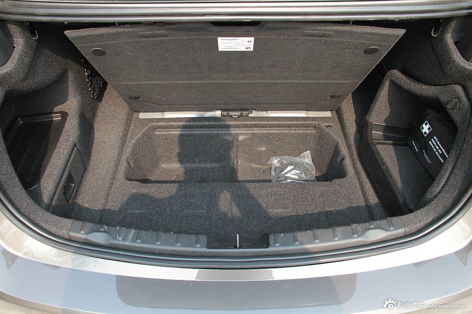 2013款宝马3系到店实拍