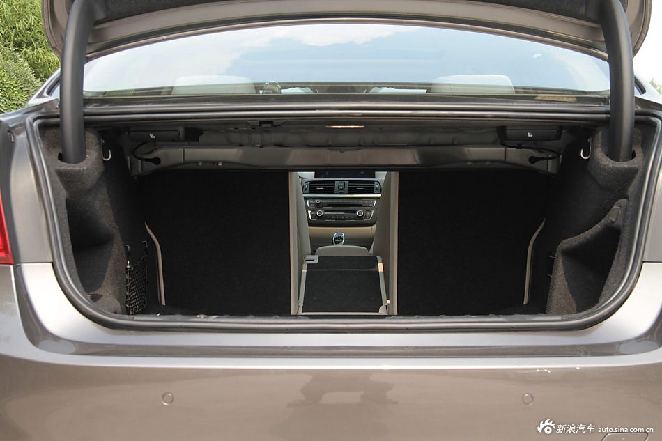 2013款宝马3系到店实拍