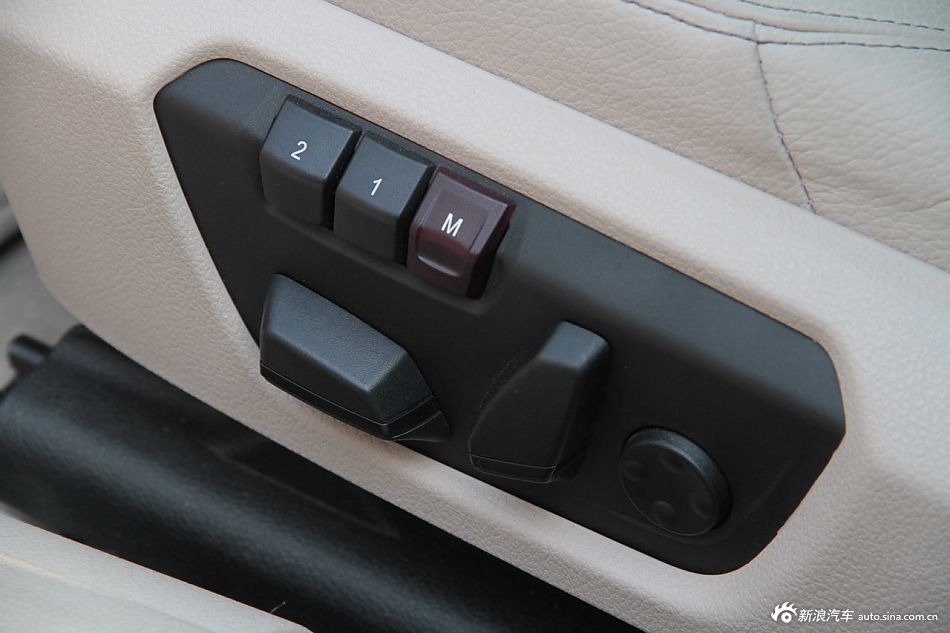 2013款宝马3系到店实拍