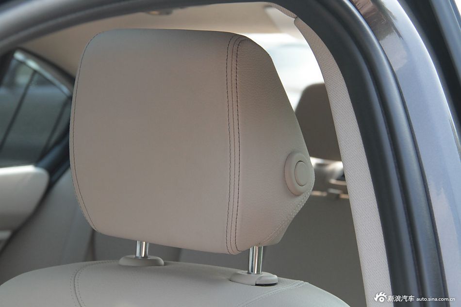 2013款宝马3系到店实拍