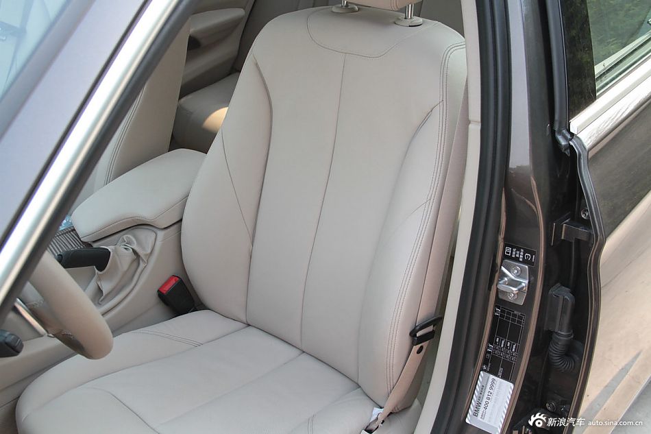 2013款宝马3系到店实拍