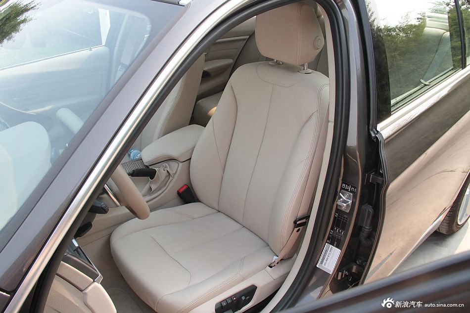 2013款宝马3系到店实拍