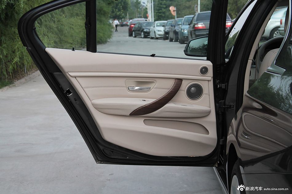 2013款宝马3系到店实拍