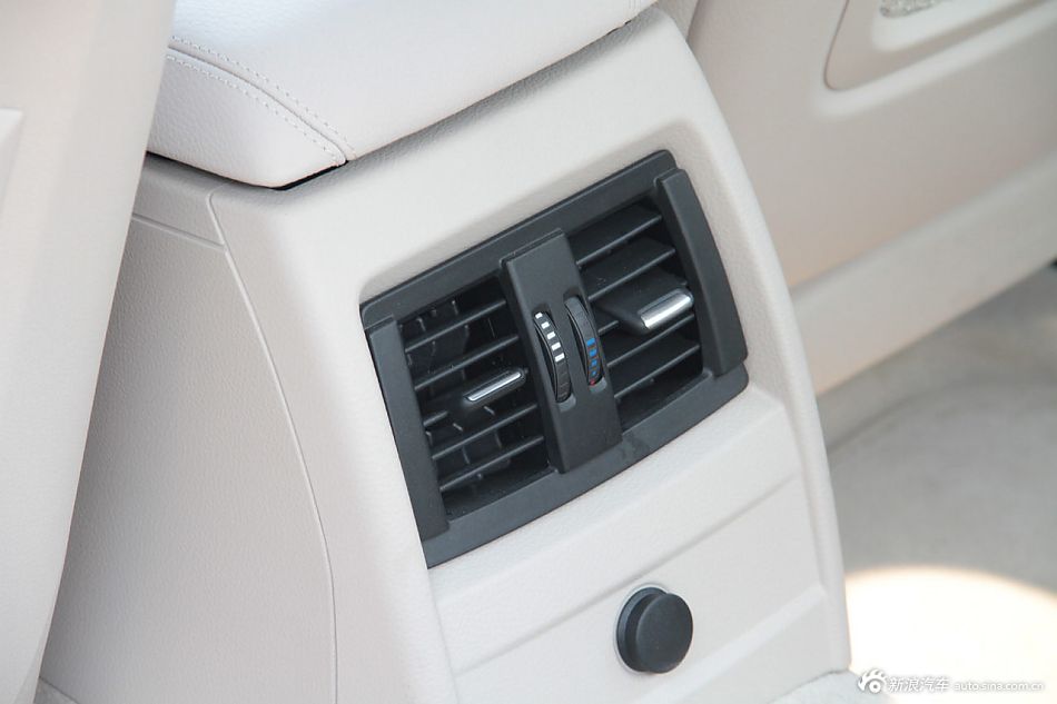 2013款宝马3系到店实拍