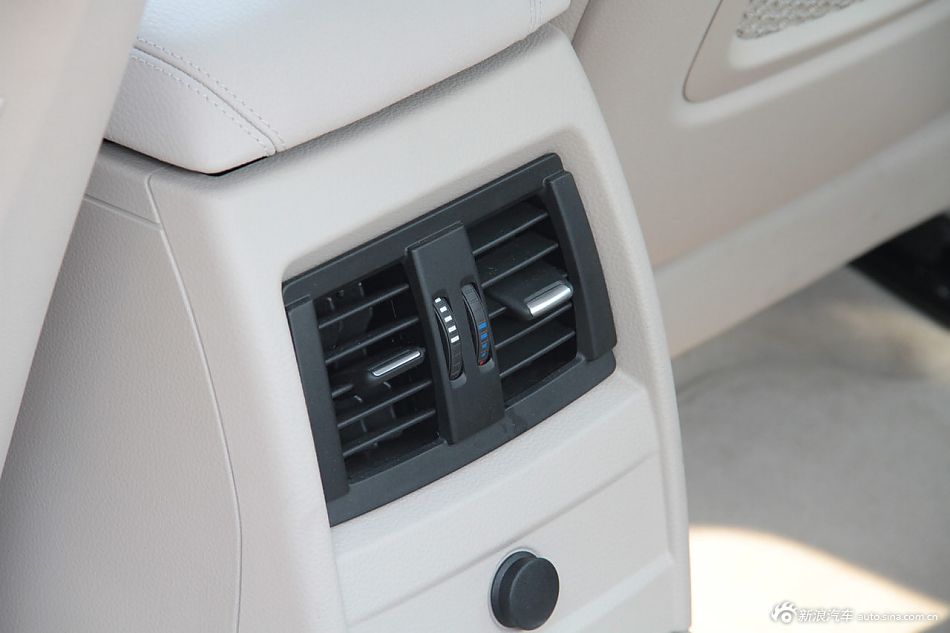 2013款宝马3系到店实拍