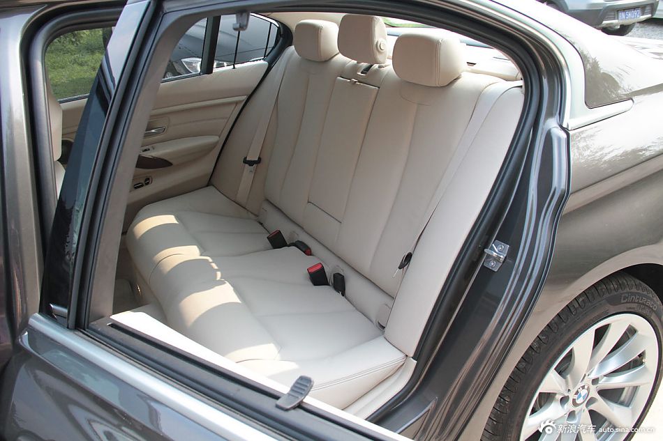 2013款宝马3系到店实拍