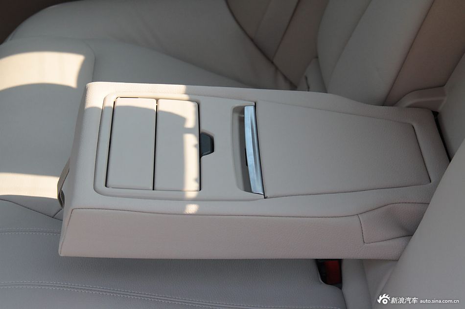 2013款宝马3系到店实拍