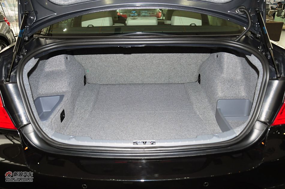 2012款宝马3系实拍