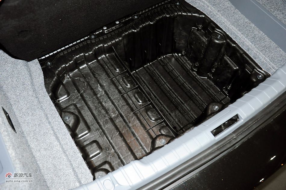 2012款宝马3系实拍