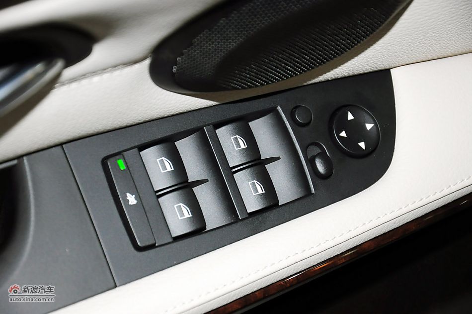 2012款宝马3系实拍