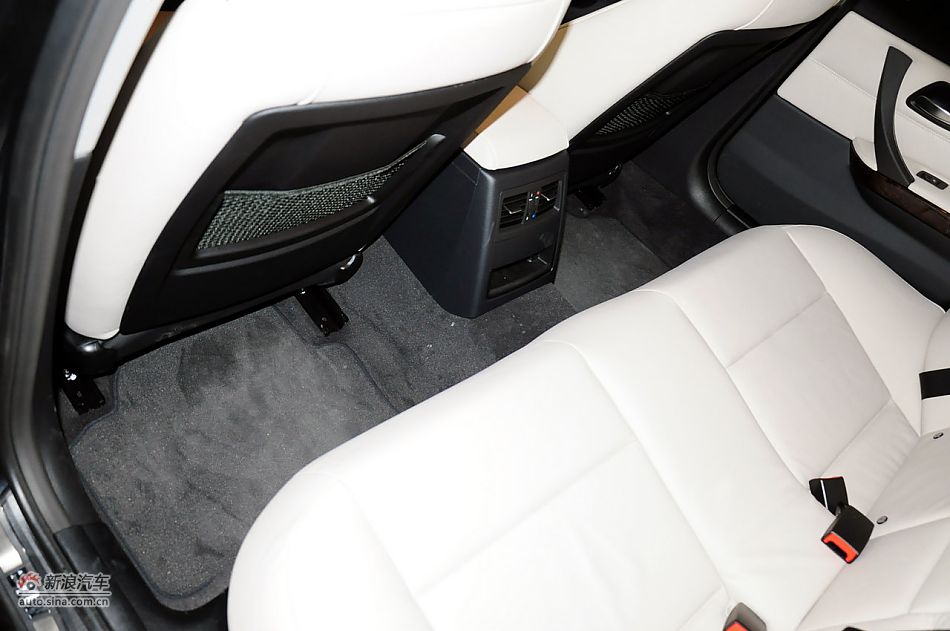 2012款宝马3系实拍